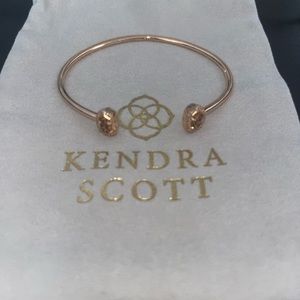 Kendra Scott rose gold bracelet